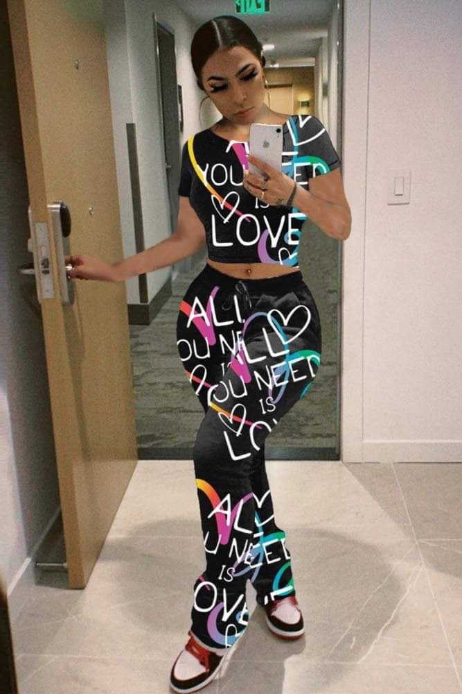 Love set image 1