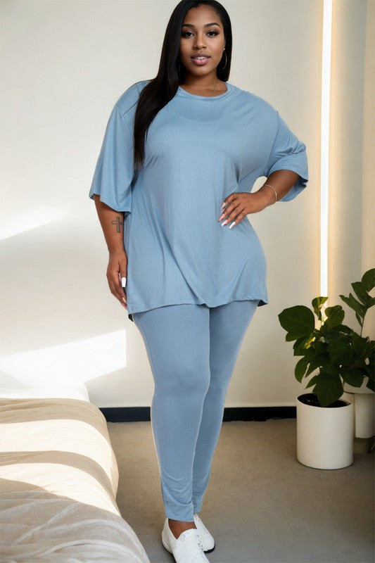 Plus Size Oversize shirt & Leggings Set